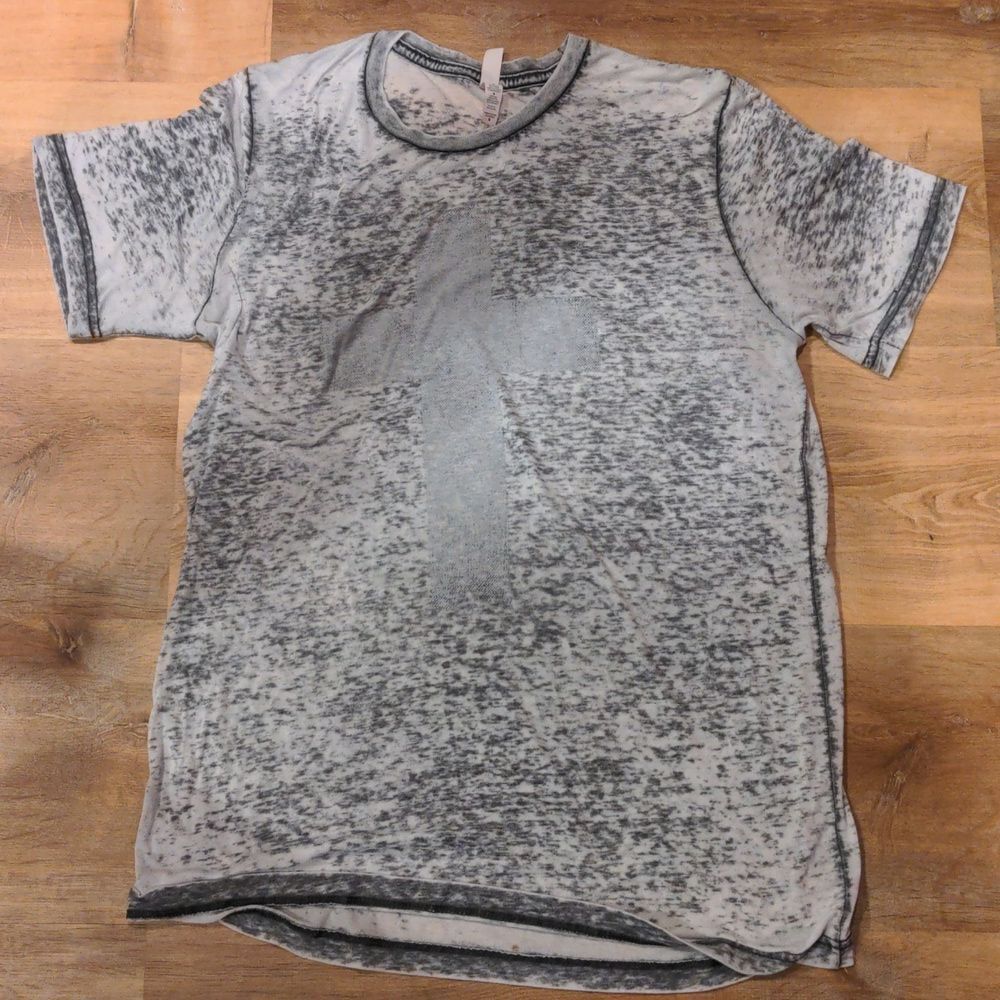 Bella canvas hidden cross super soft tshirt size m